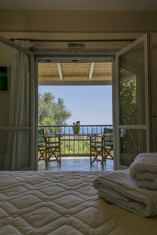 Muses Villas فينيكونتا الغرفة الصورة